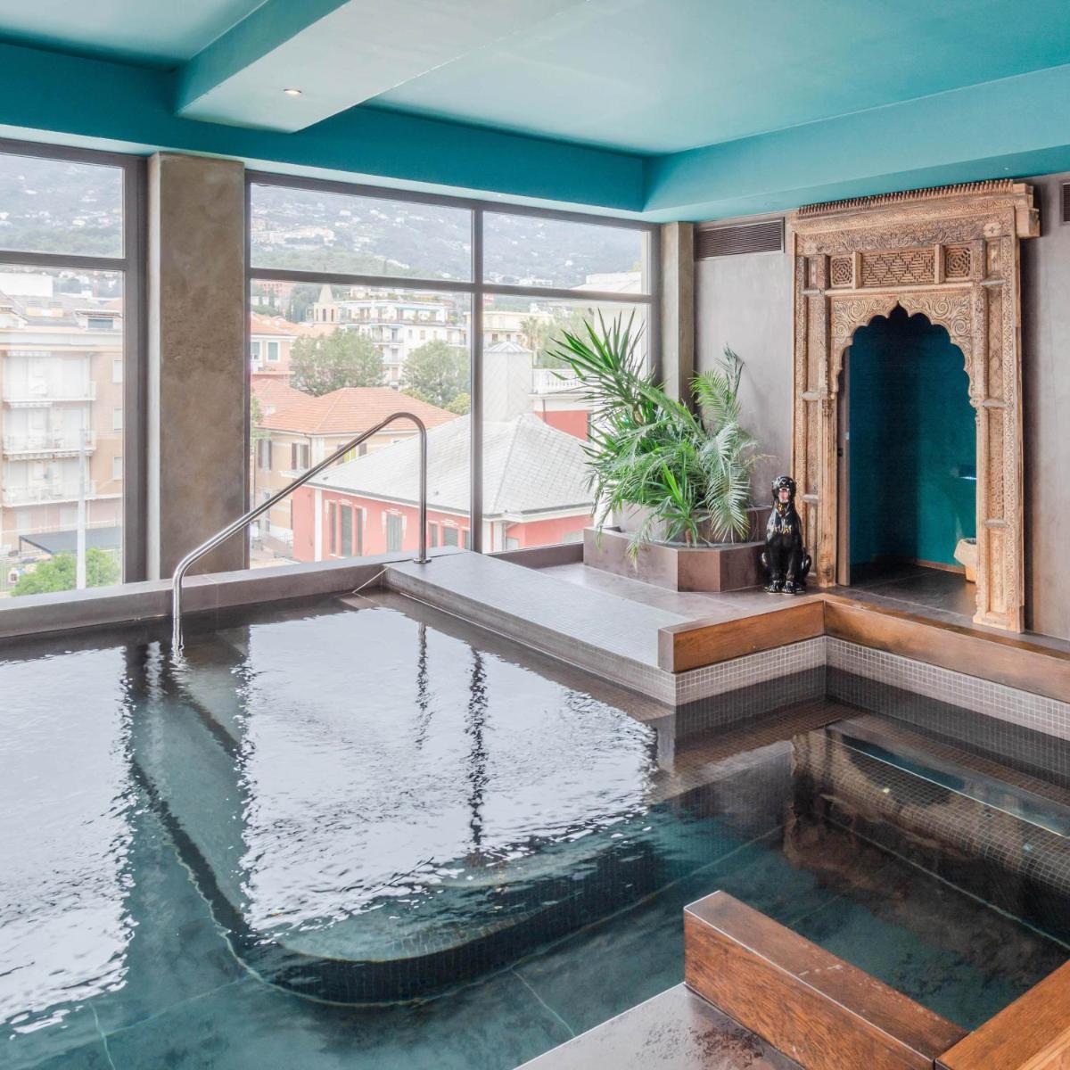 Hotel Rooms Alassio - Housity