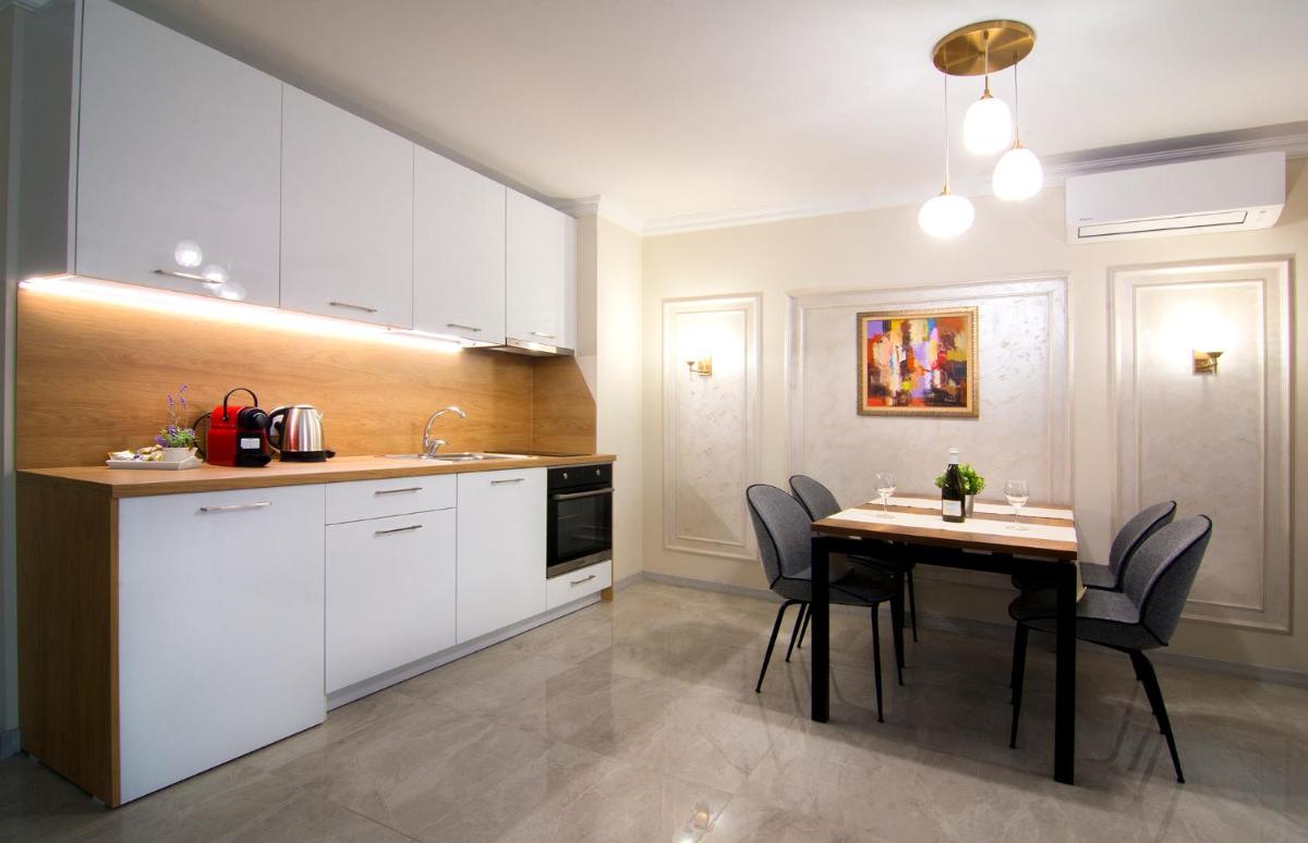 Odrys Apartments - Hizvo