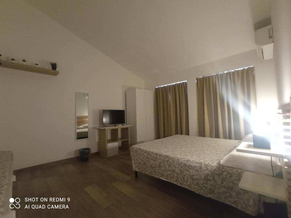 Fontanarossa Airport Sleep and Travel - Housity