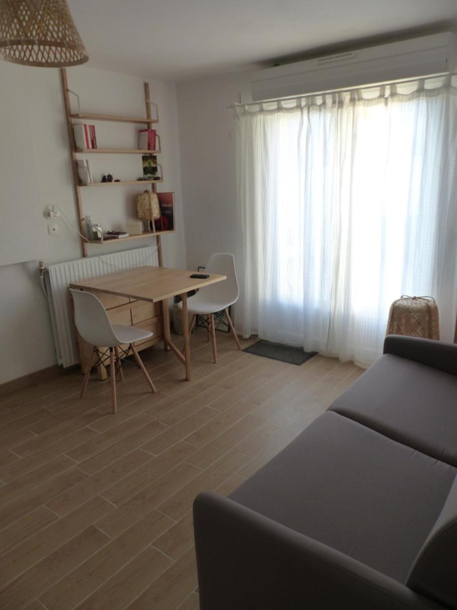Chambre privative près de l'étang de Thau - Housity