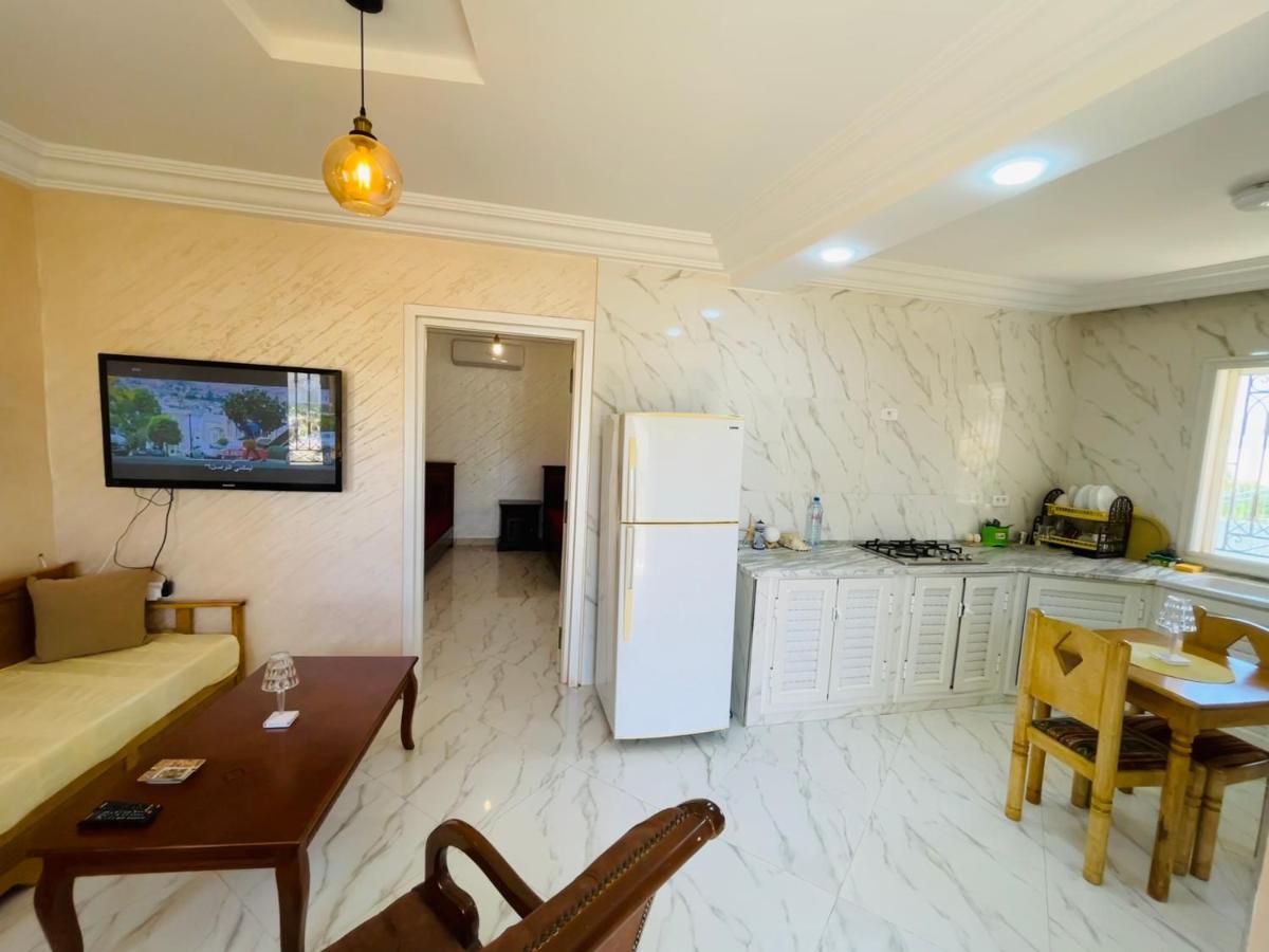 Seaside Guest House - Housity