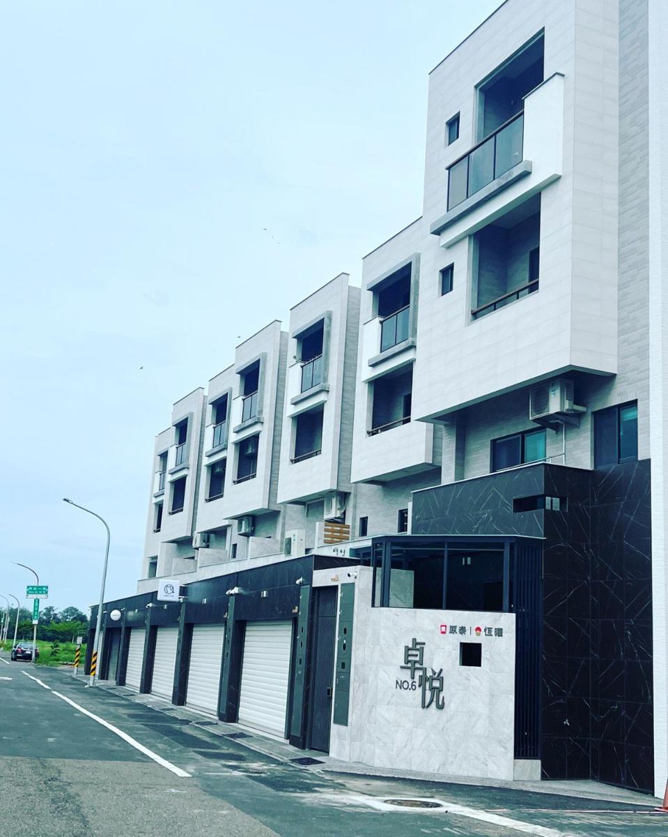 安平包棟民宿 - 尋雨 - 部分日期可預定散房-台南民宿園景採光豪宅 - Hizvo