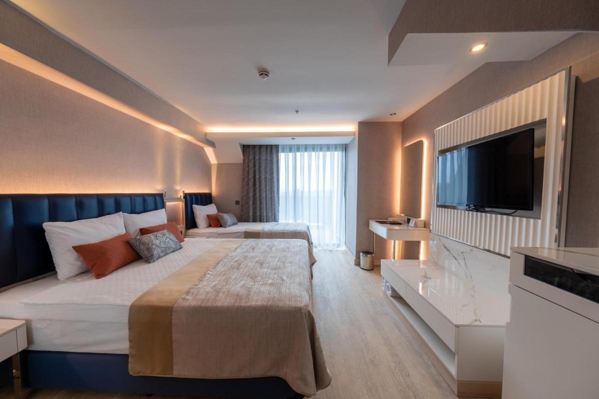 Lago Hotel - Housity