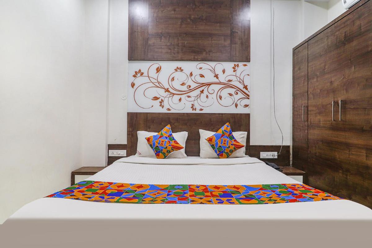 FabHotel AK Grand - Housity
