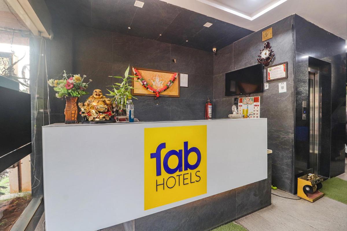 FabHotel AK Grand - Housity