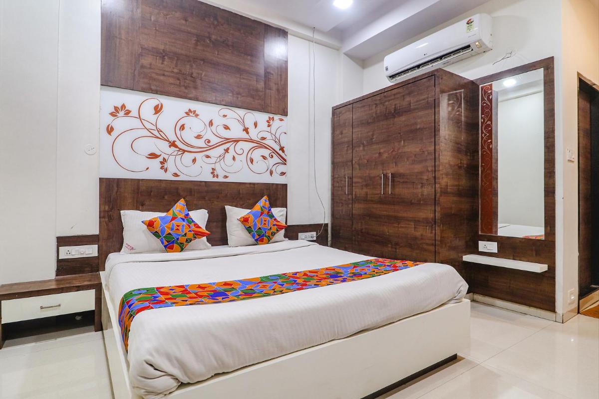 FabHotel AK Grand - Housity