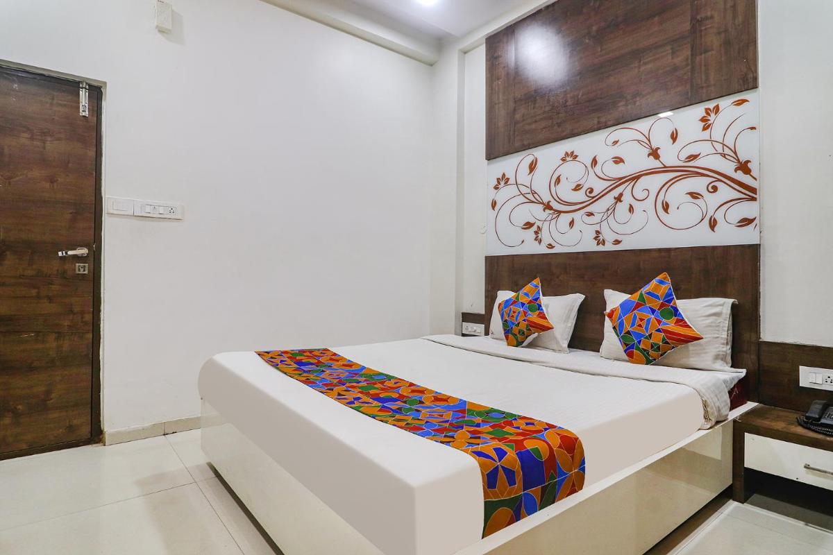 FabHotel AK Grand - Housity