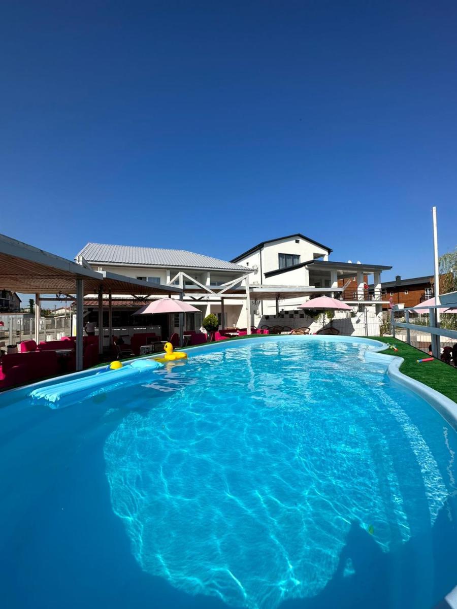 Flamingo Family Club - Housity