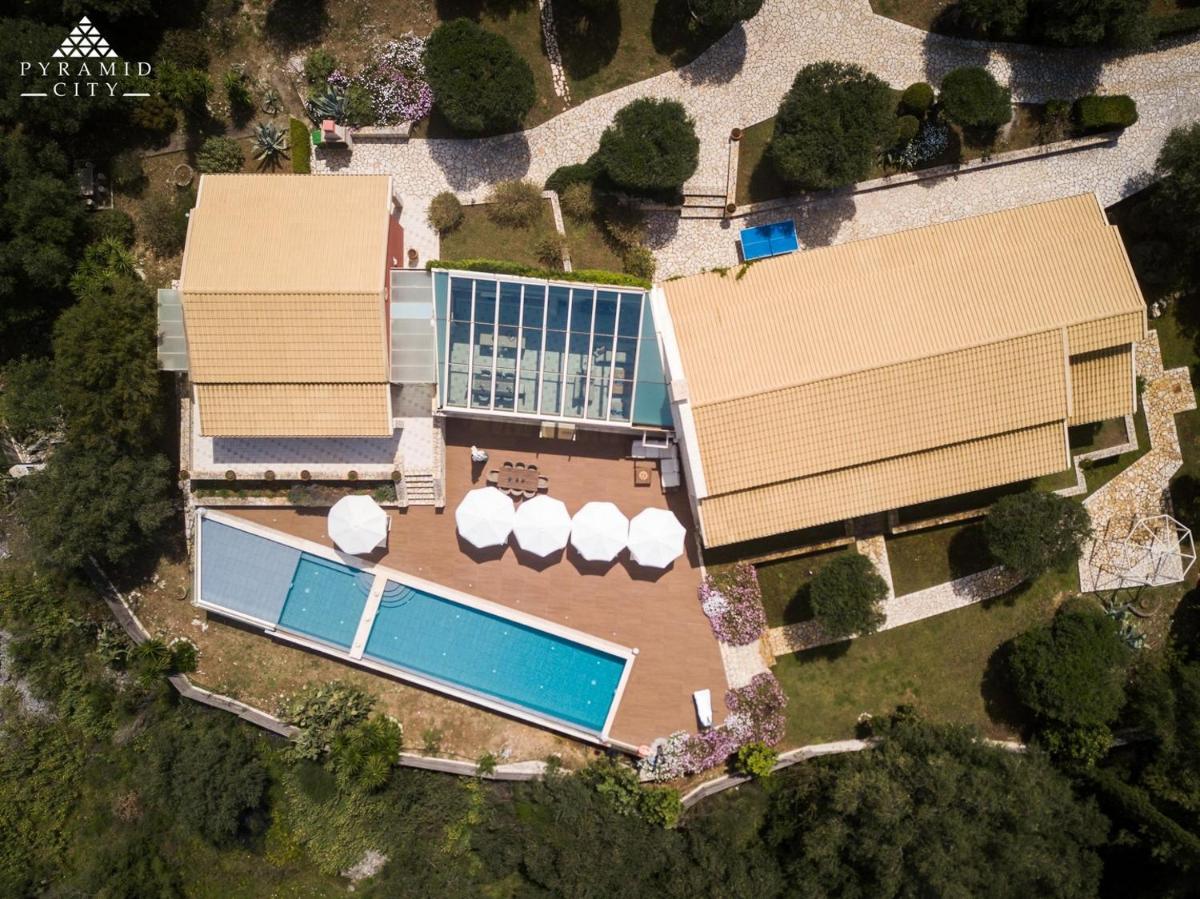 Luxury Villa Aphrodite - Housity