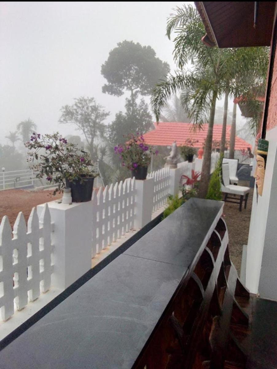Suitetrails - Brindhavan Home Stay