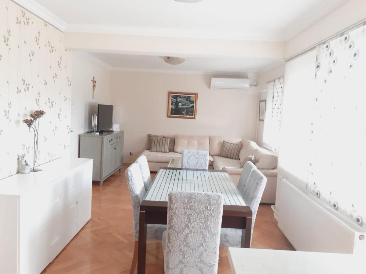 Spacious 80m2 Apartment in the Center - Housity