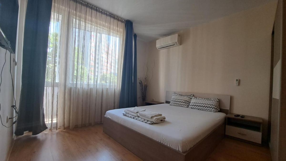 VLADISLAV- Luxury Apartments - Housity