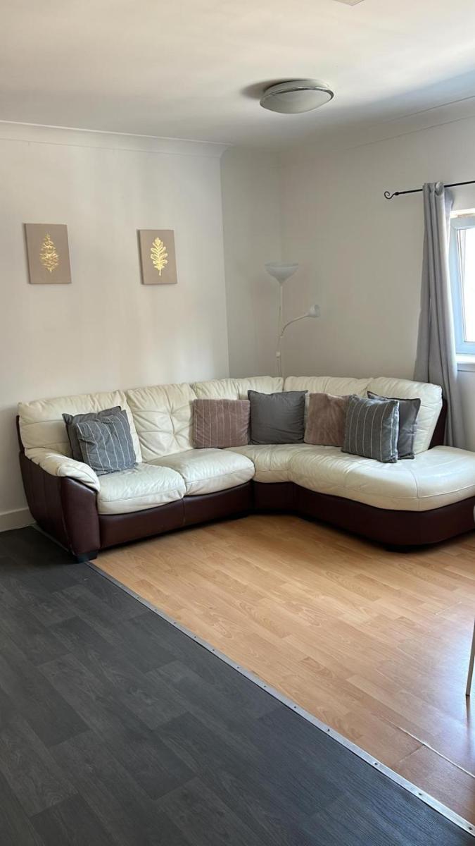 Apex Variety Gate Apartment - Housity