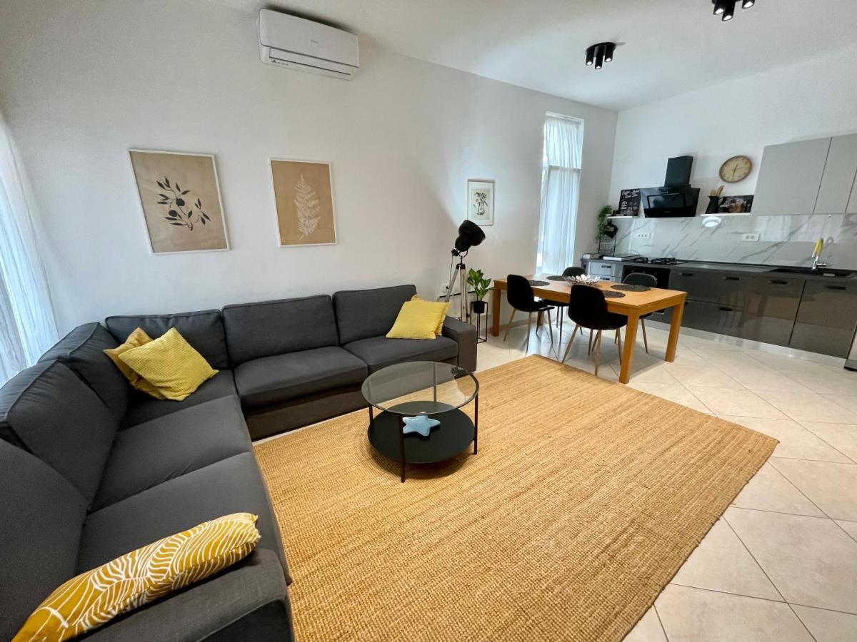 House Runa Porec - Housity