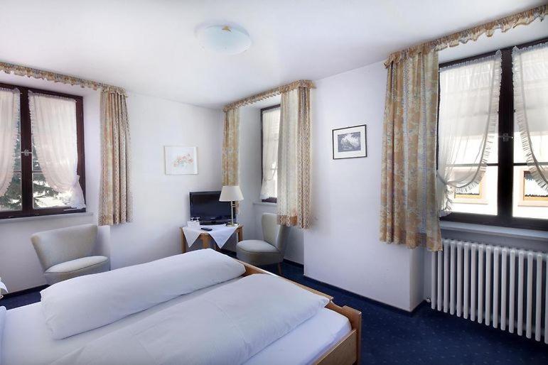 Hotel Kirchbühl - Housity