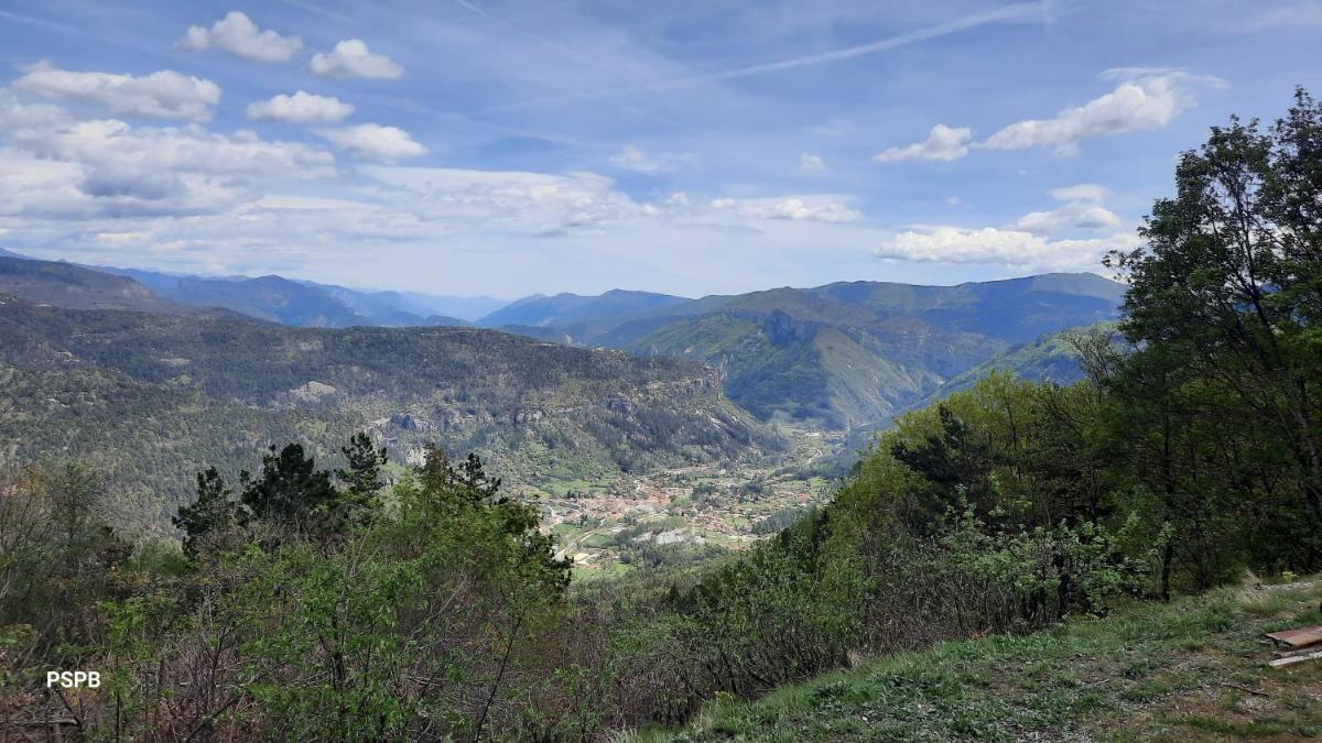 Refuge de Roncharel - Housity
