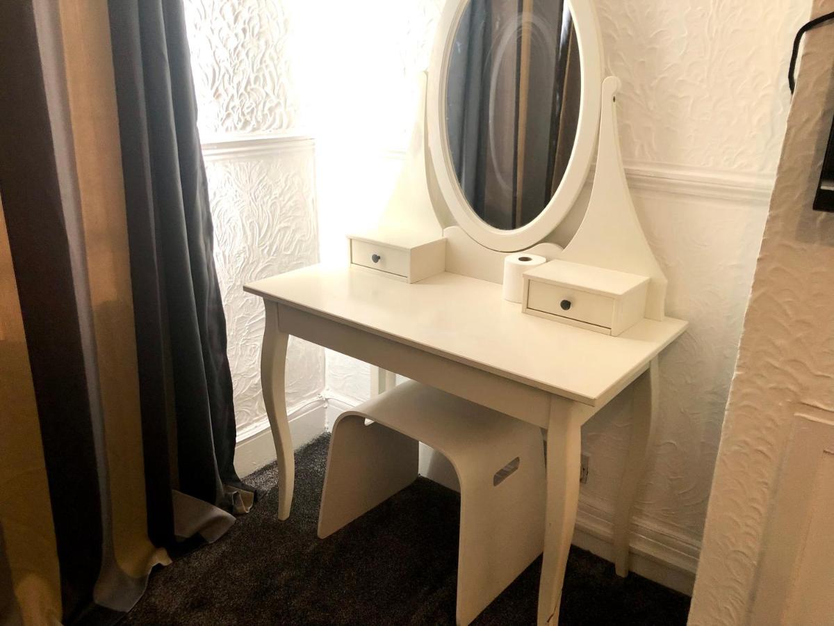 AC Lounge 125 - Housity