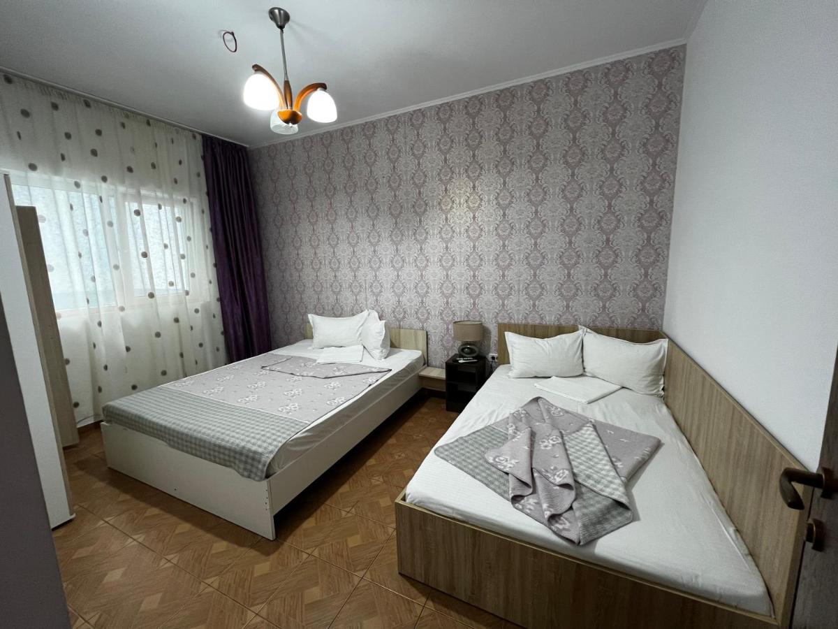 Vila Asterias - Housity