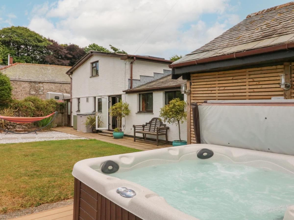 The Linhay - Housity