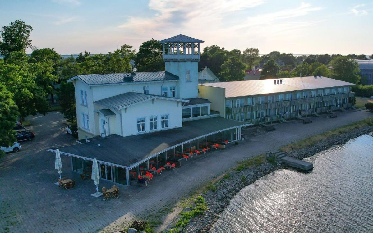 Hotel Promenaadi - Housity