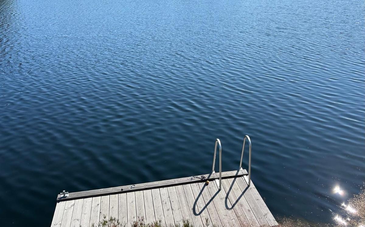 Lyseren waterfront cabin - Housity