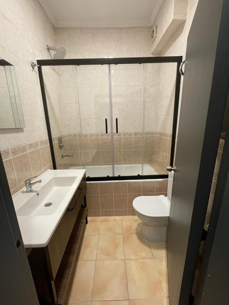 UK ANKARA Hotel - Housity