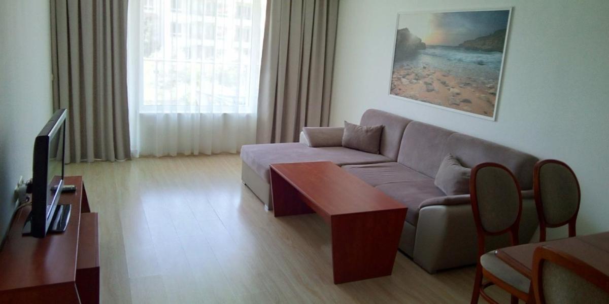 Silver Beach Apart Complex - Housity