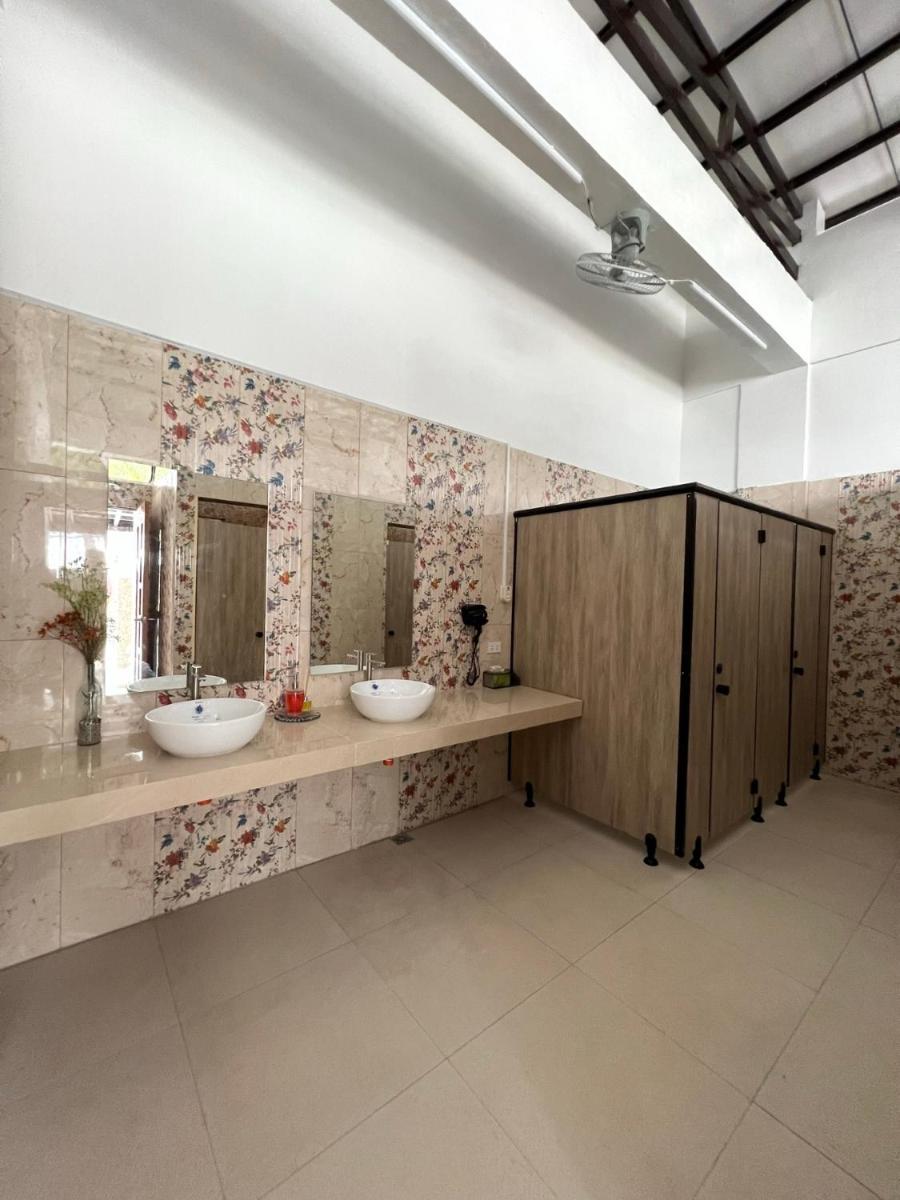 Oceanarra Beach Hotel and Resort Inc. - Housity