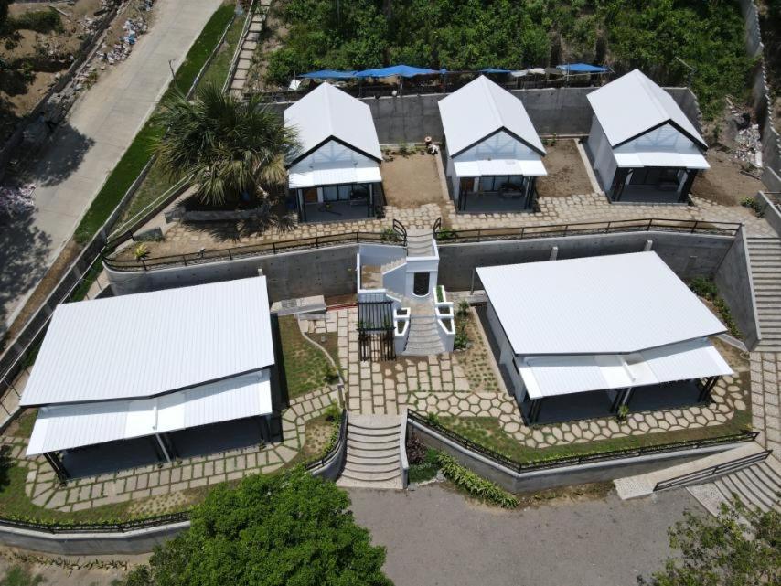 Oceanarra Beach Hotel and Resort Inc. - Housity