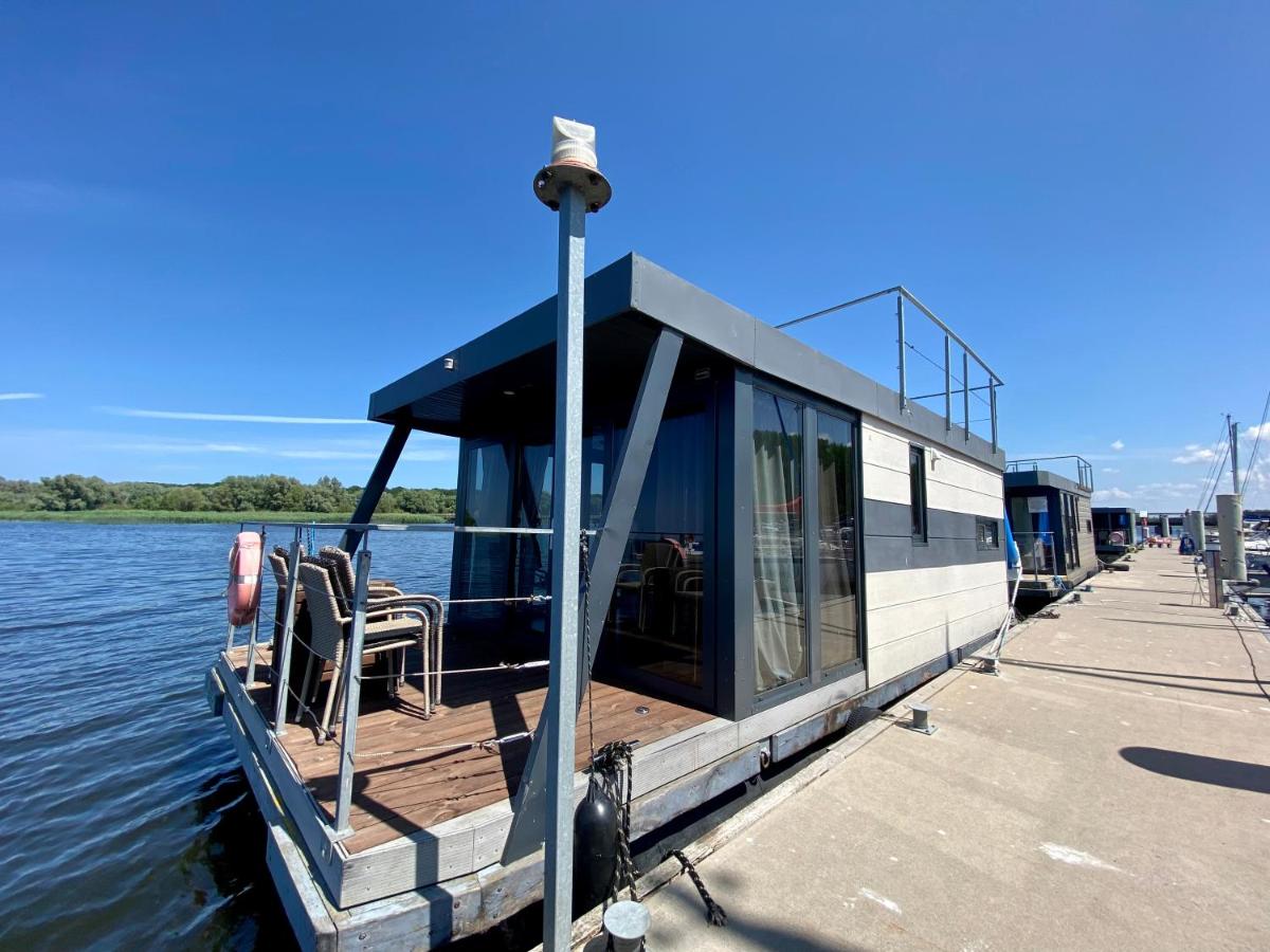 Hausboot- Domy na wodzie - Houseboat Porta Mare - Housity