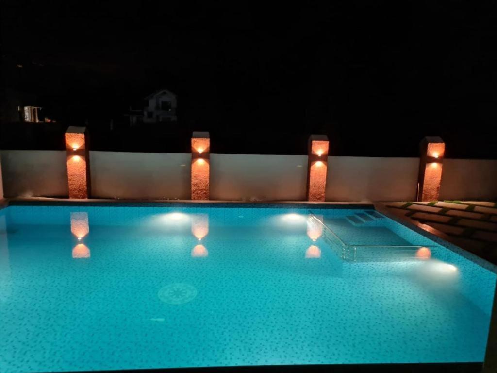 Shivam Palace - Housity
