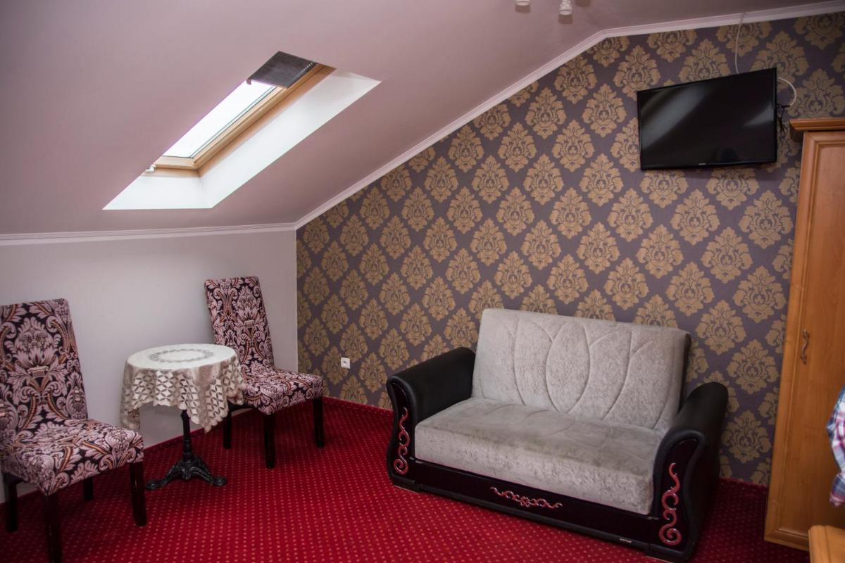 VENA Noclegi Restauracja Sala Bankietowa - Housity