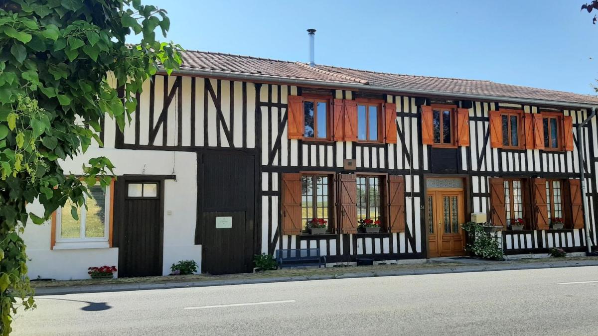 Chatrou - Housity