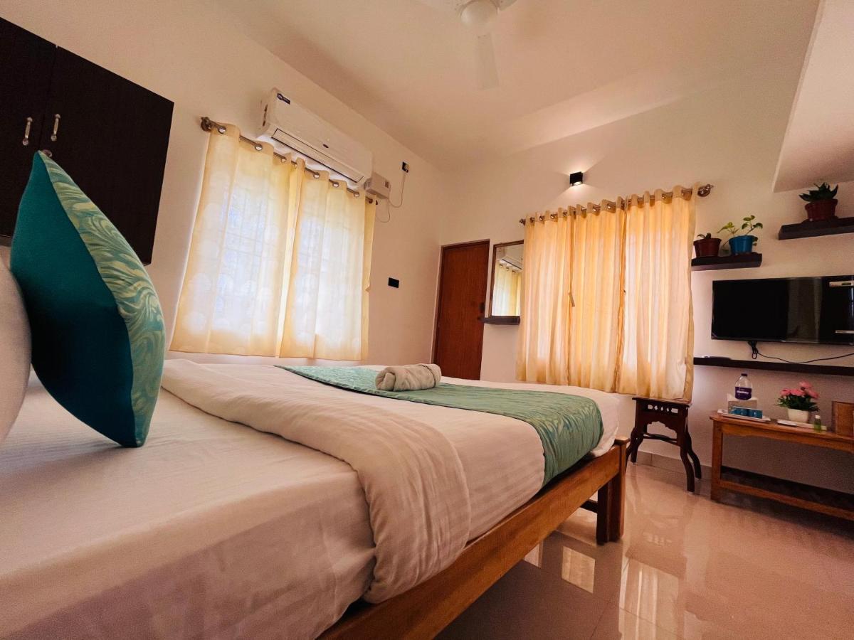 THE LUXE HOTEL - Housity