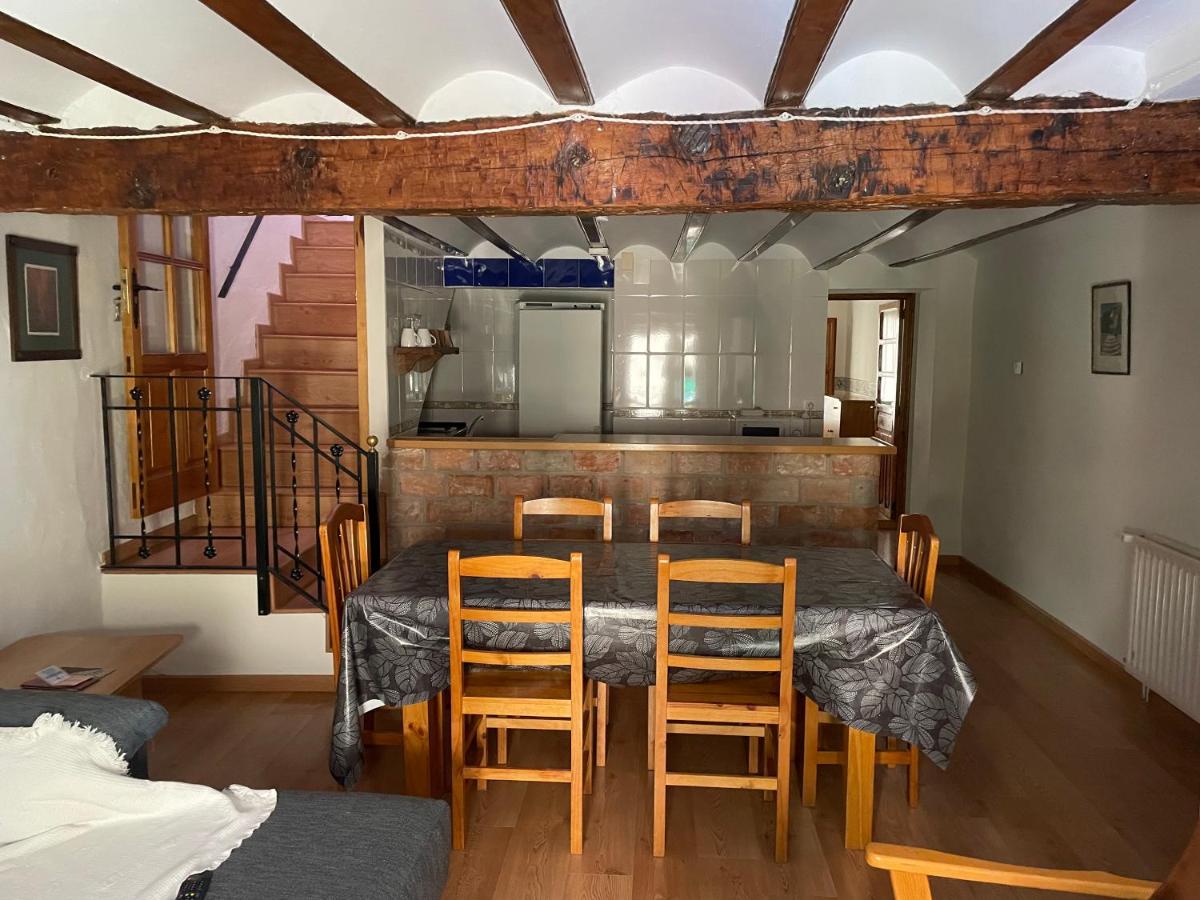 Casa Rural Aras Apartamentos Turísticos - Housity