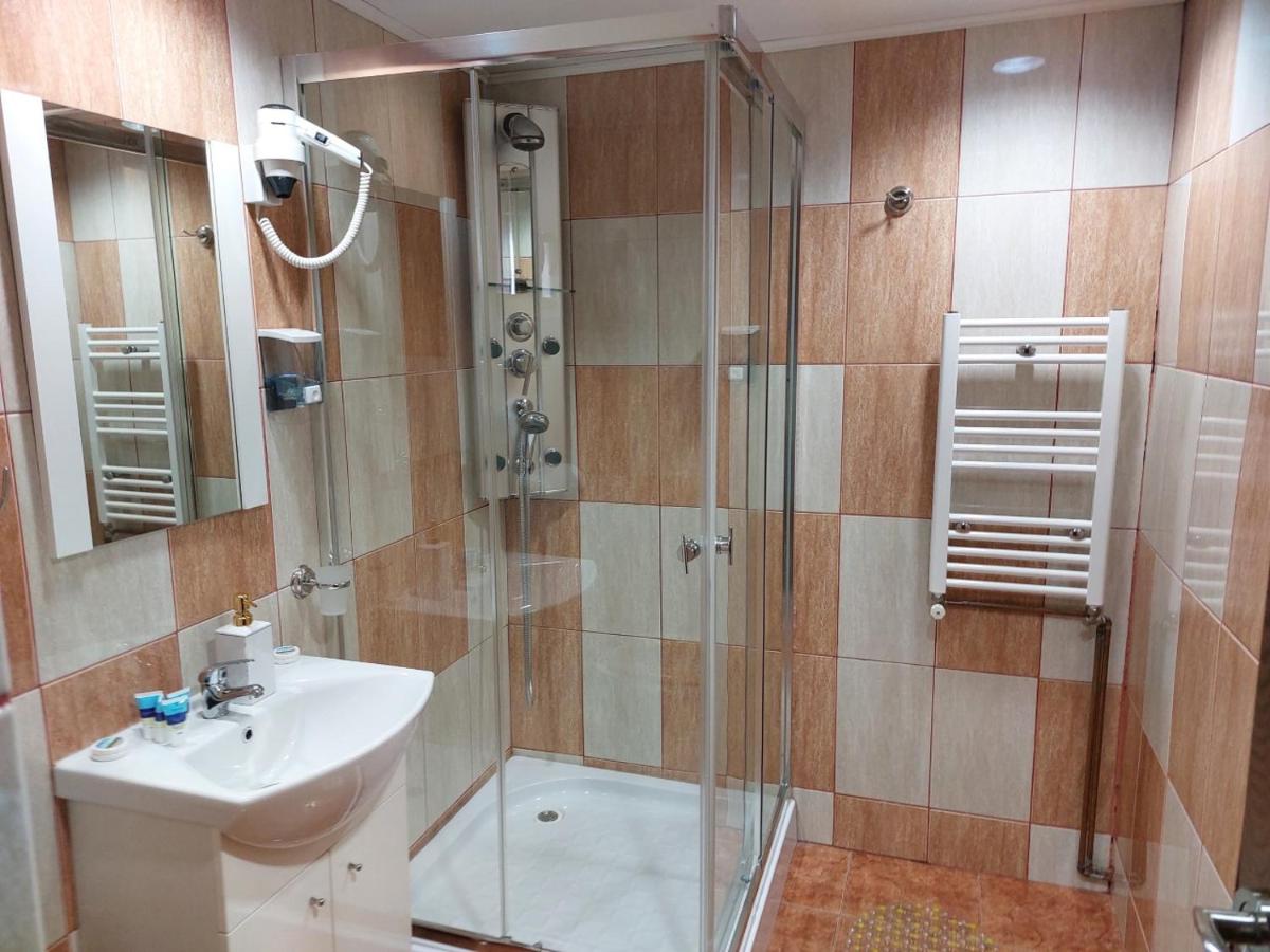 Montana Touring - Housity