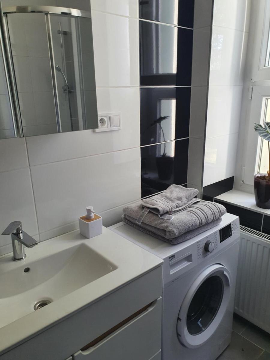 Kamienica Nowodworska 30 - Housity
