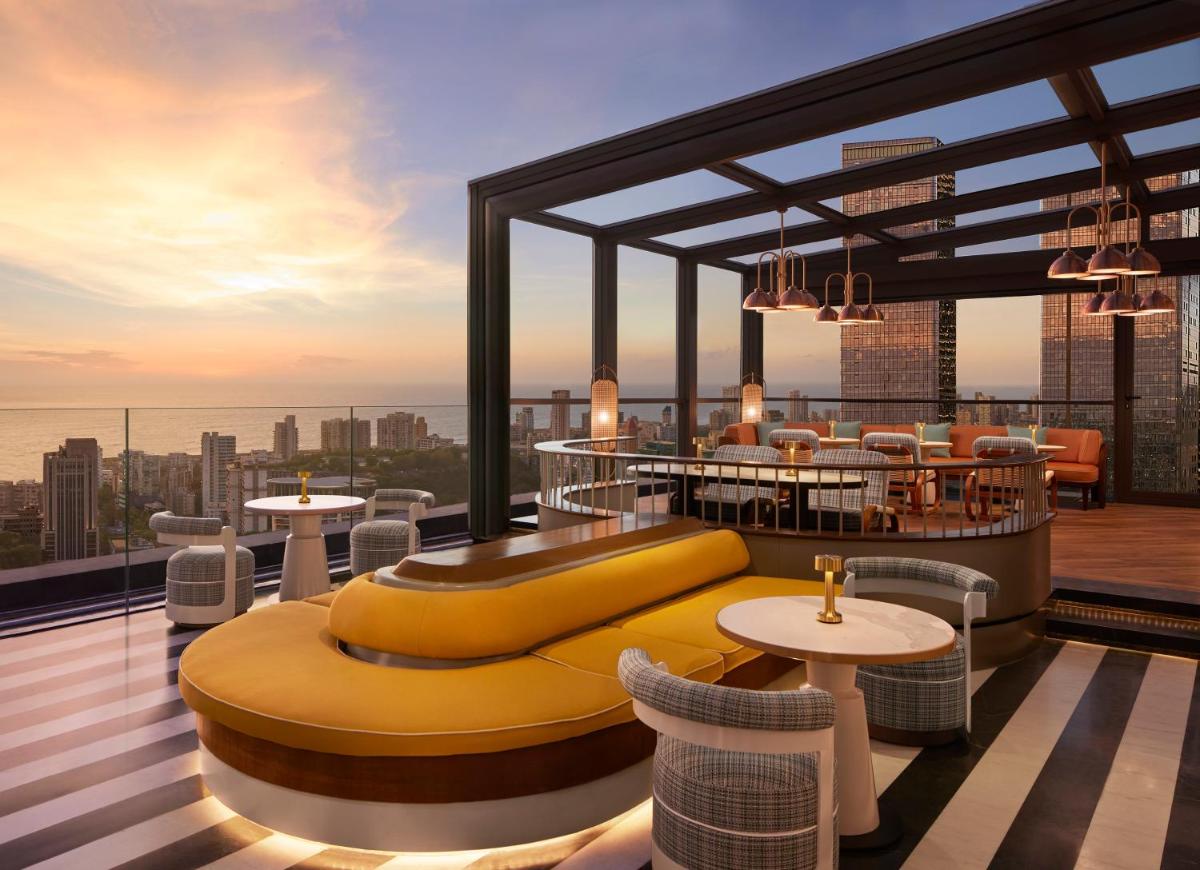 Four Seasons Hotel Mumbai - Housity