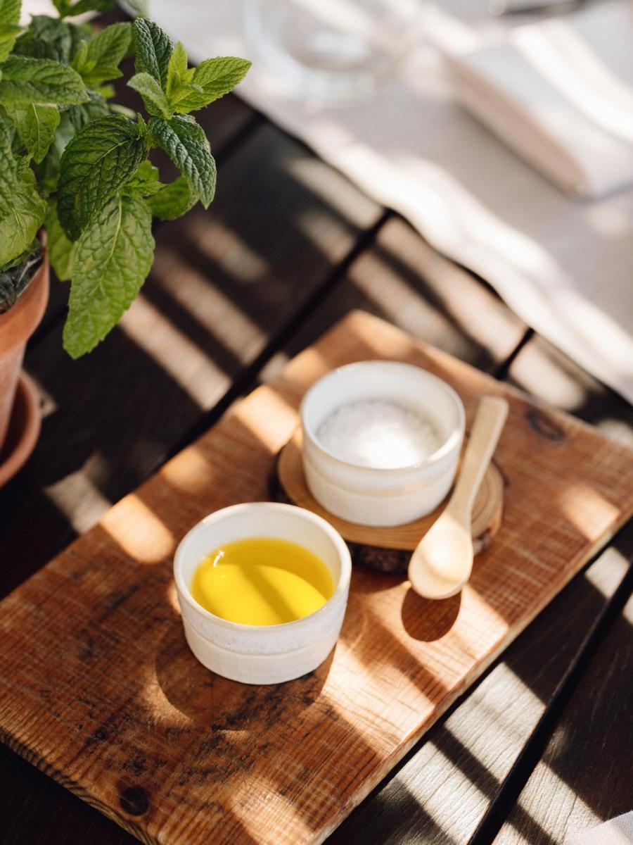 Comida en o cerca de este hotel