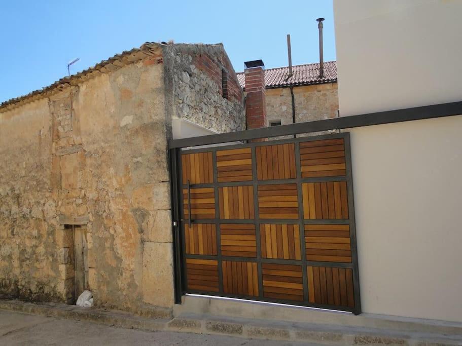 LOS PUENTES casa con jacuzzi para 2 - Housity