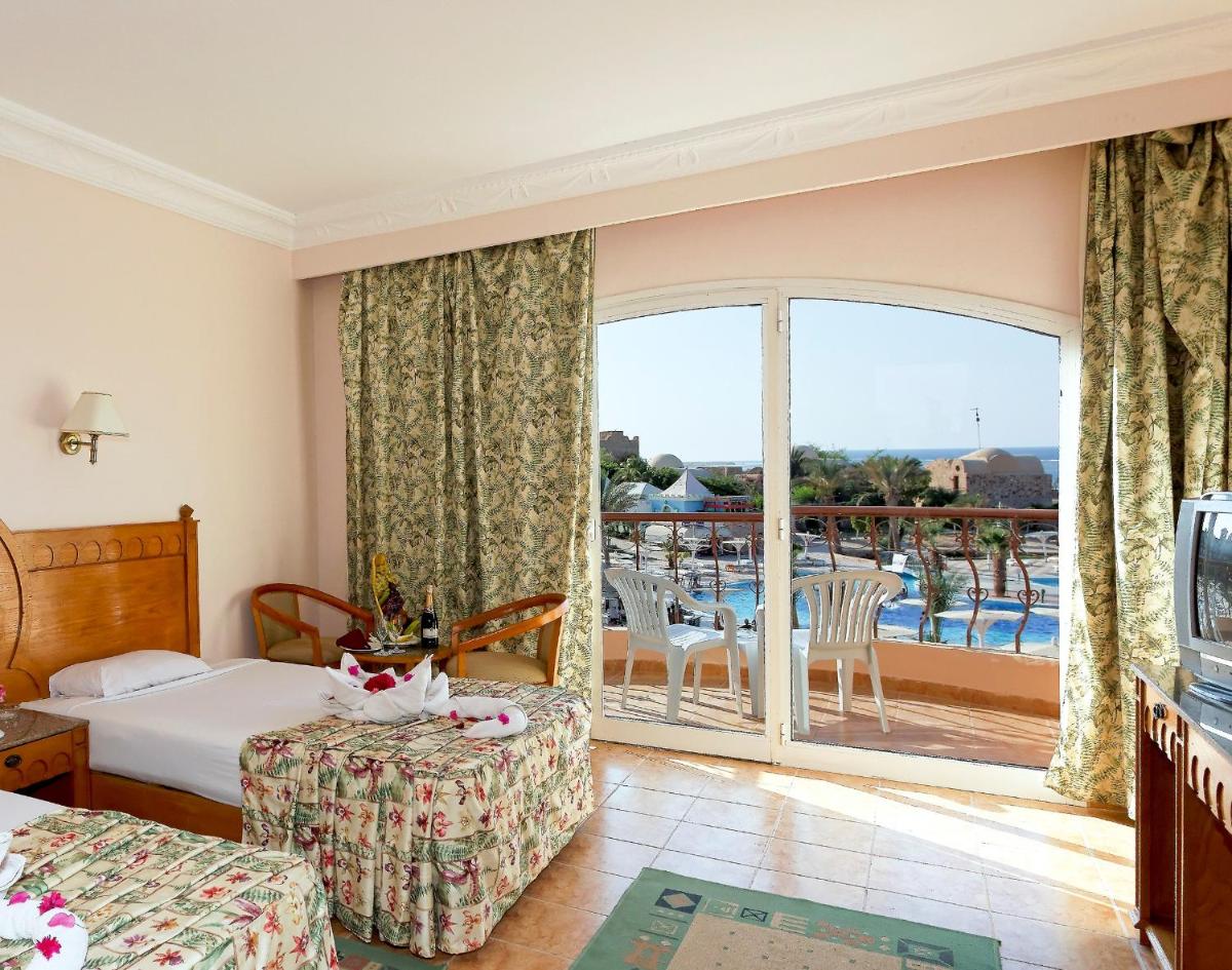 Pensee Royal Garden Beach Resort - Housity