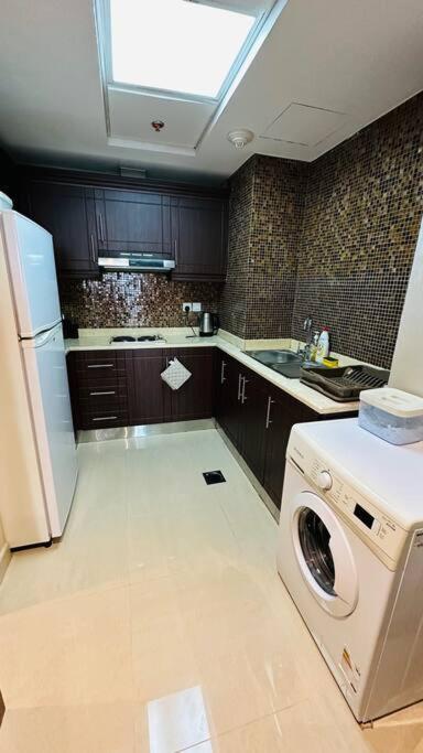 ONYX 3BR Beach Front Resort by ONYX HOLIDAY HOMES - Housity