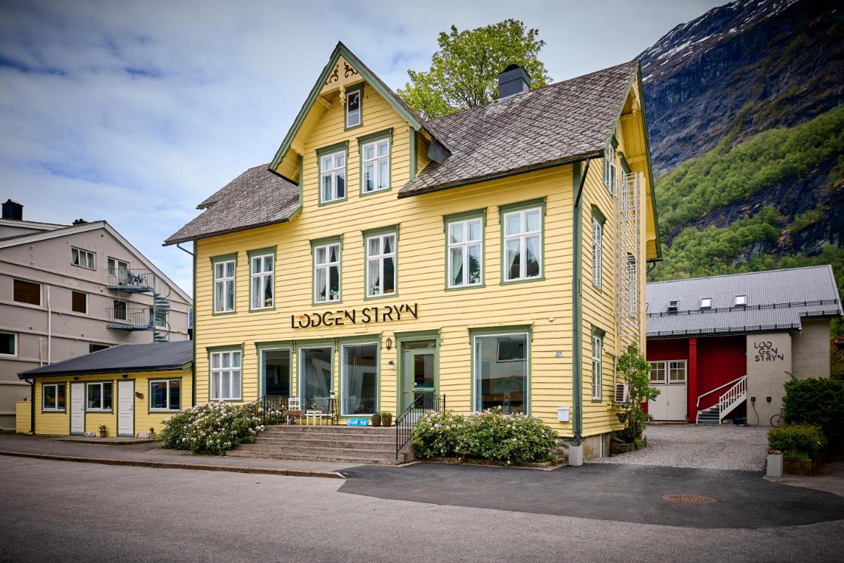 Lodgen Stryn - Housity