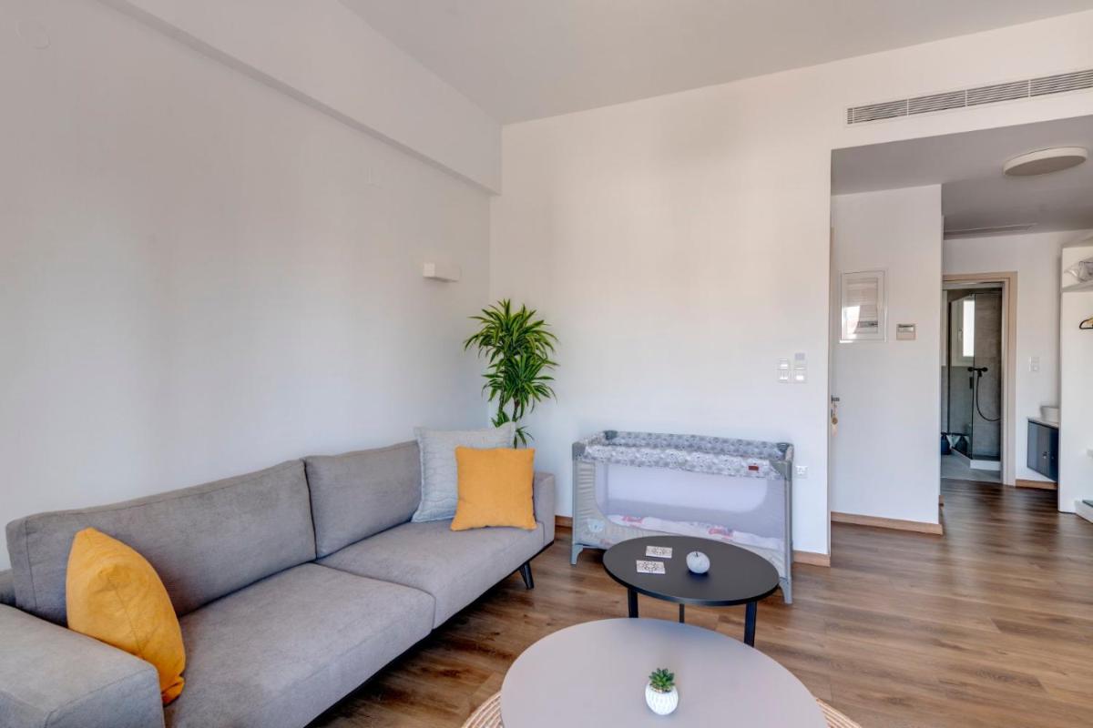 Friendly Nomads Marion Suite - Housity