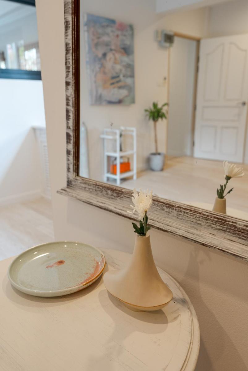 Cozy Apartment - Old City ChiangMai PRIME Location - Housity
