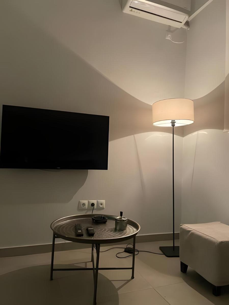 Suitetrails - Luxurious Apartment in the Heart of Athens
