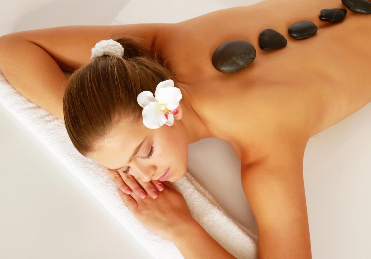 Spa ou équipements de bien-être de l'établissement Hotel *** & Spa Vacances Bleues Villa Marlioz
