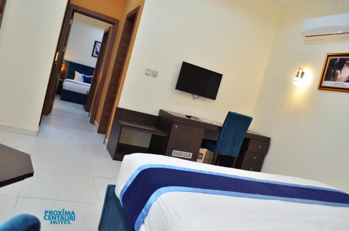Proxima Centauri Hotel - Housity