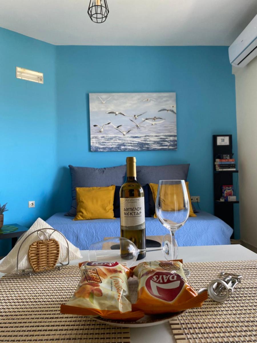 A Niko's Place - Housity