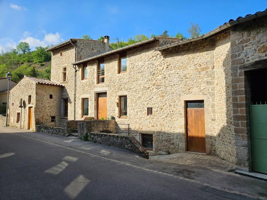 Appartement Malleval Chez Jeanne - Housity